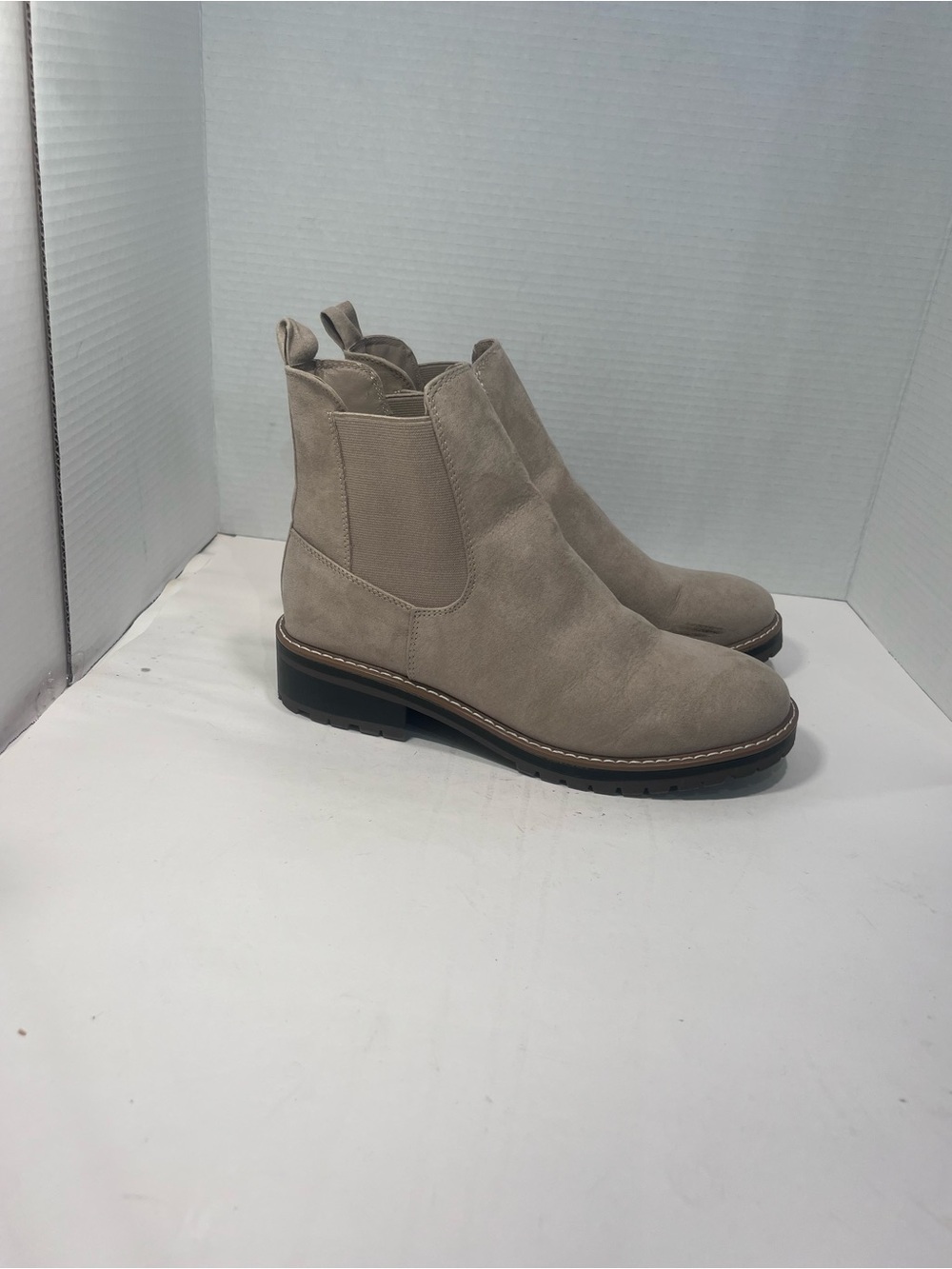 Kensie Women's Chelsea Ankle Boots in Taupe